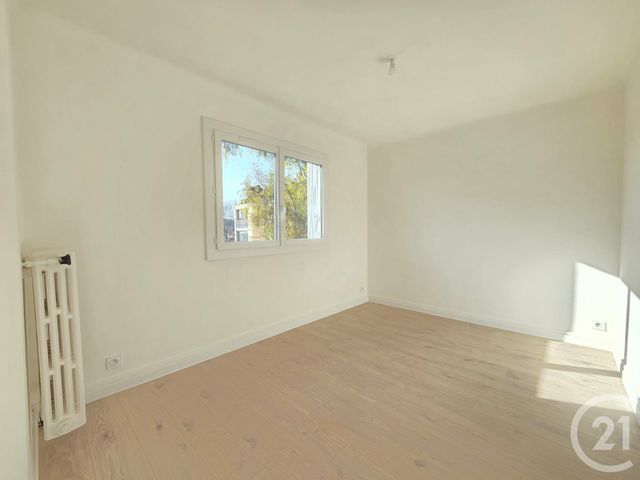 Appartement F4 &agrave; vendre - 4 pi&egrave;ces - 69 m2 - Toulon - 83 - PROVENCE-ALPES-COTE-D-AZUR