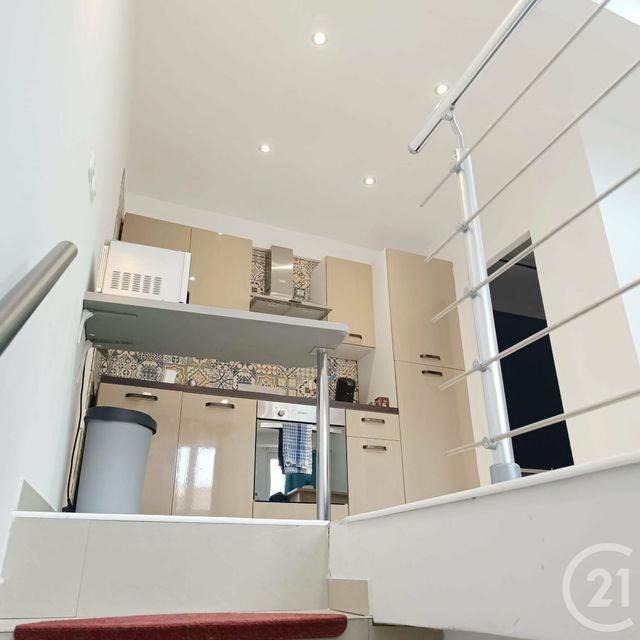 Appartement F1 &agrave; vendre - 1 pi&egrave;ce - 29,60 m2 - La Ciotat - 13 - PROVENCE-ALPES-COTE-D-AZUR