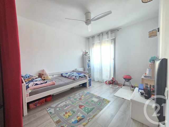 Appartement T3 &agrave; vendre - 3 pi&egrave;ces - 62,53 m2 - La Seyne Sur Mer - 83 - PROVENCE-ALPES-COTE-D-AZUR