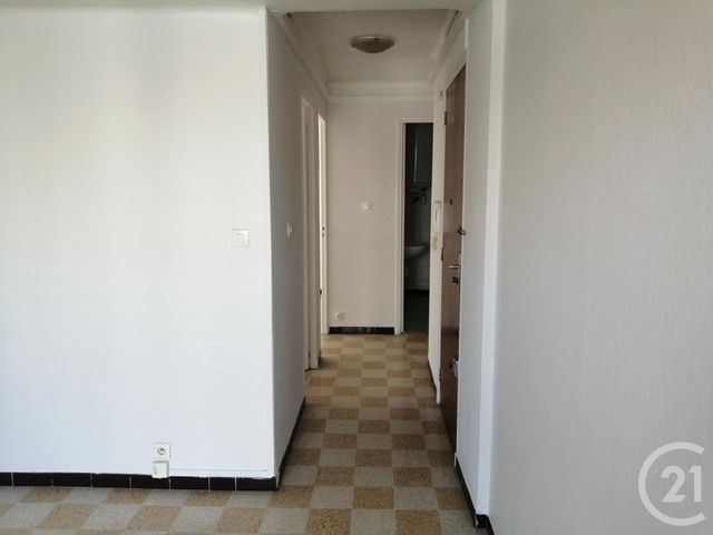 Appartement &agrave; louer - 2 pi&egrave;ces - 38 m2 - Toulon - 83 - PROVENCE-ALPES-COTE-D-AZUR