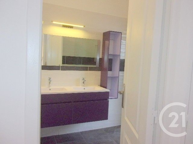 Appartement T3 &agrave; vendre - 3 pi&egrave;ces - 54,75 m2 - La Seyne Sur Mer - 83 - PROVENCE-ALPES-COTE-D-AZUR