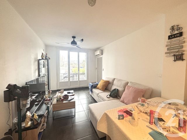Appartement T3 &agrave; vendre - 3 pi&egrave;ces - 54,75 m2 - La Seyne Sur Mer - 83 - PROVENCE-ALPES-COTE-D-AZUR