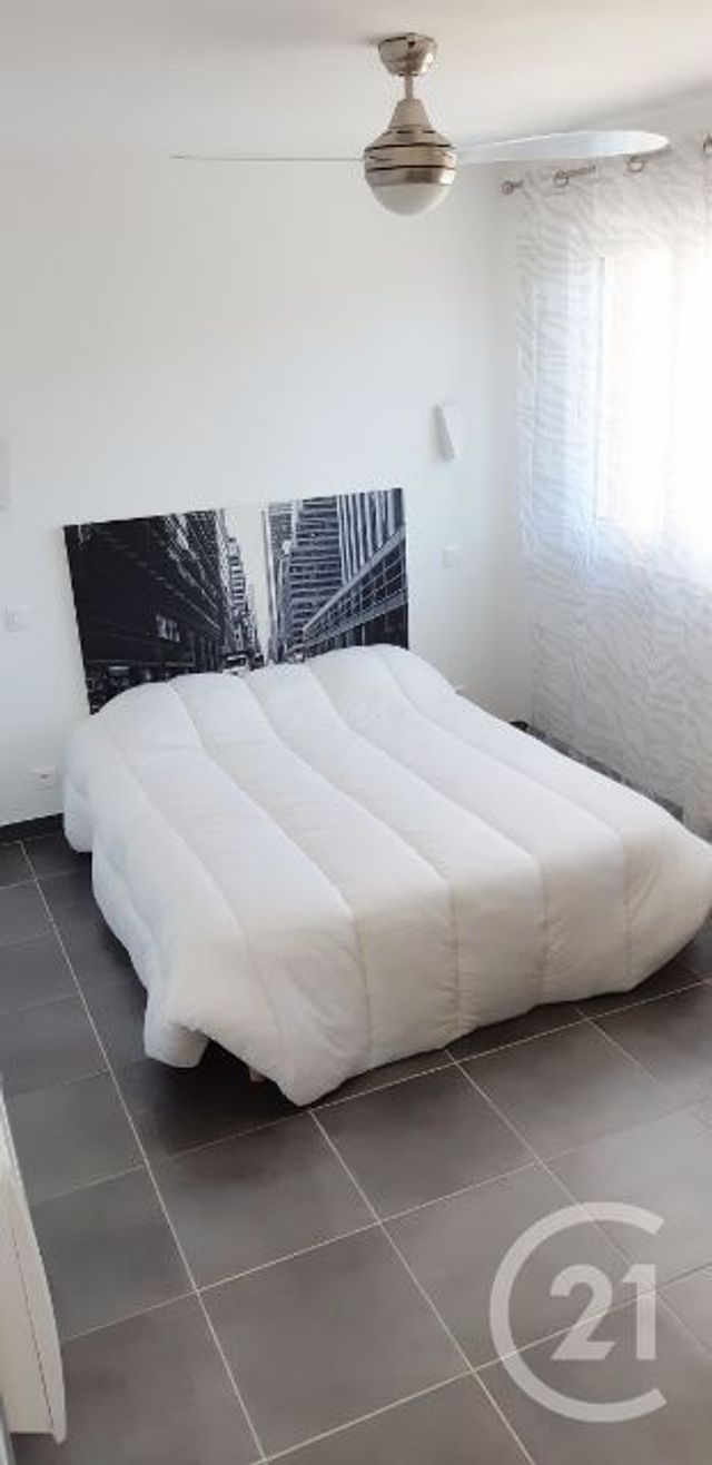 Appartement T4 &agrave; vendre - 4 pi&egrave;ces - 65,21 m2 - Toulon - 83 - PROVENCE-ALPES-COTE-D-AZUR