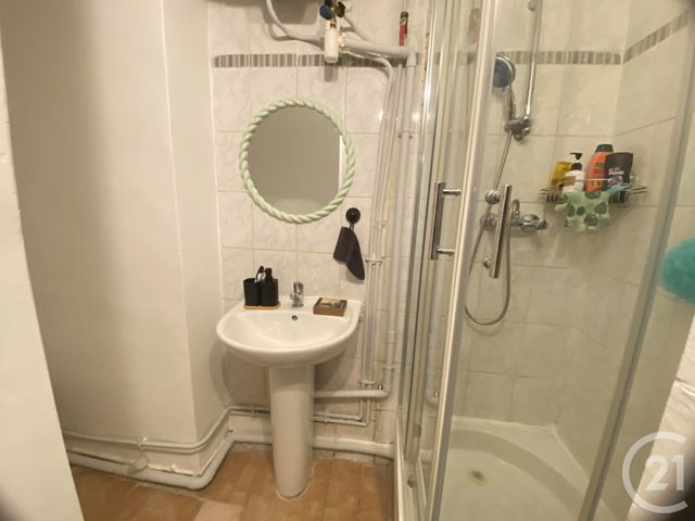 Appartement F1 &agrave; vendre - 1 pi&egrave;ce - 21 m2 - Toulon - 83 - PROVENCE-ALPES-COTE-D-AZUR