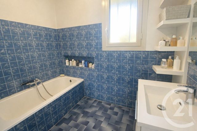 Appartement F3 &agrave; vendre - 3 pi&egrave;ces - 76 m2 - Toulon - 83 - PROVENCE-ALPES-COTE-D-AZUR