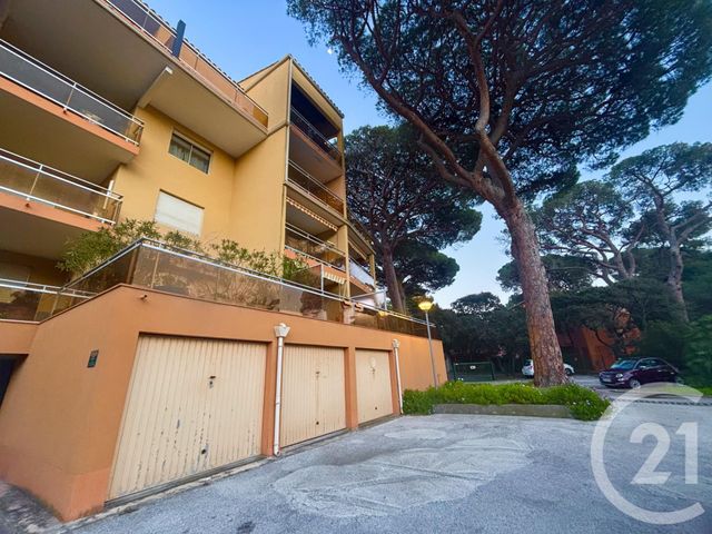 Appartement F1 &agrave; vendre - 1 pi&egrave;ce - 25,50 m2 - Hyeres - 83 - PROVENCE-ALPES-COTE-D-AZUR