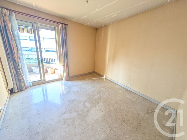 Appartement T3 &agrave; vendre - 3 pi&egrave;ces - 64,28 m2 - Toulon - 83 - PROVENCE-ALPES-COTE-D-AZUR