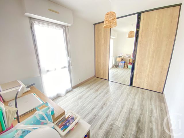 Appartement F4 &agrave; vendre - 4 pi&egrave;ces - 75 m2 - Toulon - 83 - PROVENCE-ALPES-COTE-D-AZUR