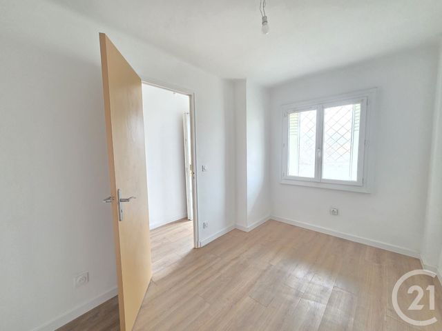Appartement T5 &agrave; vendre - 5 pi&egrave;ces - 79,50 m2 - Toulon - 83 - PROVENCE-ALPES-COTE-D-AZUR