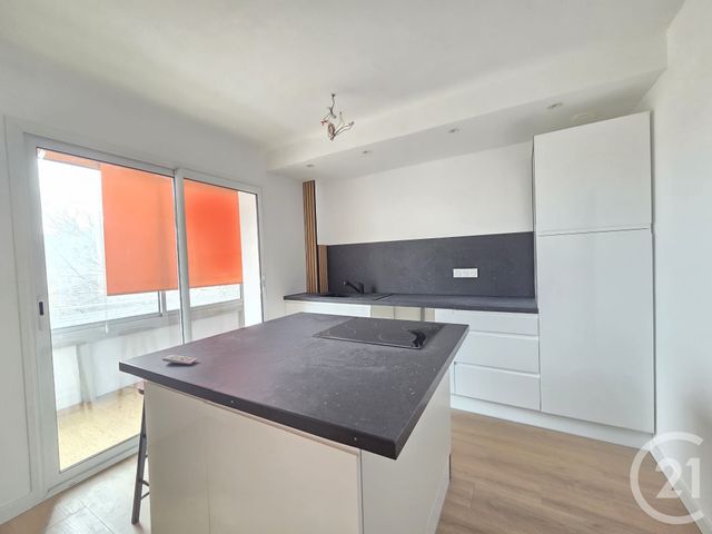 Appartement T5 &agrave; vendre - 5 pi&egrave;ces - 79,50 m2 - Toulon - 83 - PROVENCE-ALPES-COTE-D-AZUR