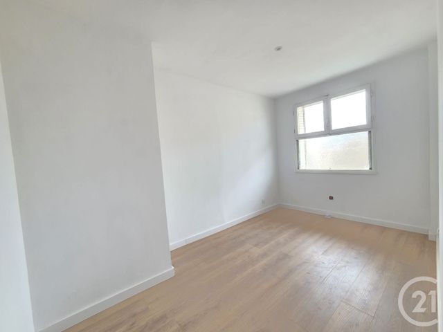 Appartement T5 &agrave; vendre - 5 pi&egrave;ces - 79,50 m2 - Toulon - 83 - PROVENCE-ALPES-COTE-D-AZUR