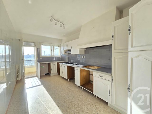 Appartement F4 &agrave; vendre - 4 pi&egrave;ces - 79,42 m2 - Toulon - 83 - PROVENCE-ALPES-COTE-D-AZUR