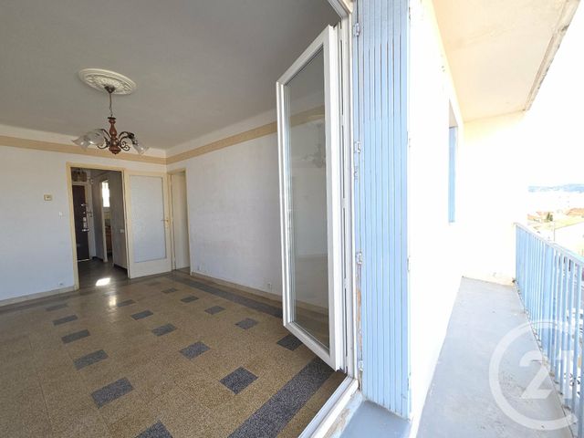 Appartement T3 &agrave; vendre - 3 pi&egrave;ces - 56,32 m2 - La Seyne Sur Mer - 83 - PROVENCE-ALPES-COTE-D-AZUR