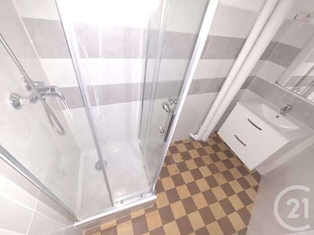 Appartement T3 &agrave; vendre - 3 pi&egrave;ces - 56 m2 - Toulon - 83 - PROVENCE-ALPES-COTE-D-AZUR