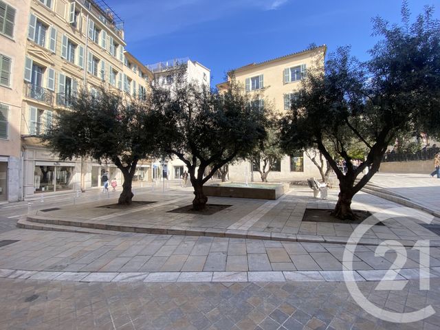 Appartement T1 &agrave; vendre - 1 pi&egrave;ce - 28 m2 - Toulon - 83 - PROVENCE-ALPES-COTE-D-AZUR