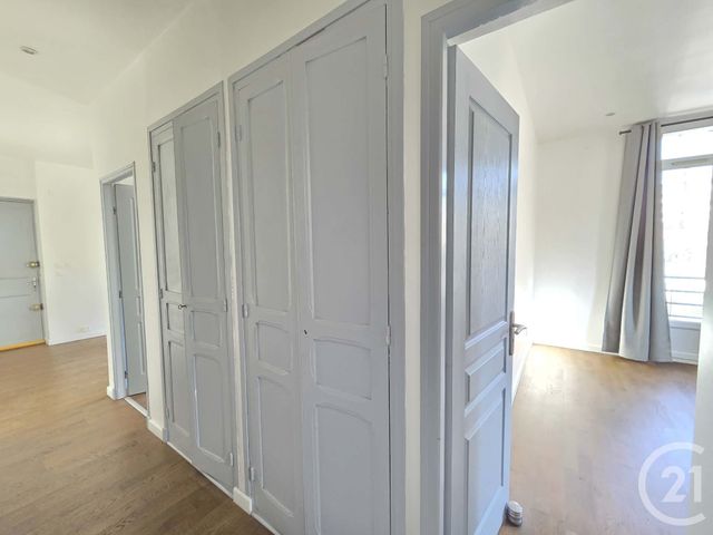 Appartement T3 &agrave; vendre - 3 pi&egrave;ces - 57,33 m2 - Toulon - 83 - PROVENCE-ALPES-COTE-D-AZUR