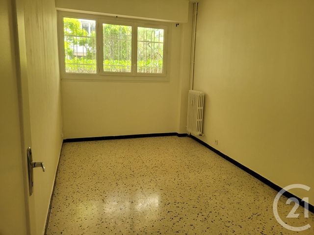 Appartement T2 &agrave; louer - 2 pi&egrave;ces - 49,84 m2 - Toulon - 83 - PROVENCE-ALPES-COTE-D-AZUR