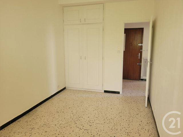 Appartement T2 &agrave; louer - 2 pi&egrave;ces - 49,84 m2 - Toulon - 83 - PROVENCE-ALPES-COTE-D-AZUR