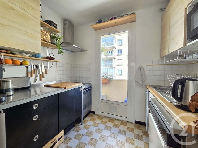 Appartement T3 &agrave; vendre - 3 pi&egrave;ces - 50,91 m2 - Toulon - 83 - PROVENCE-ALPES-COTE-D-AZUR