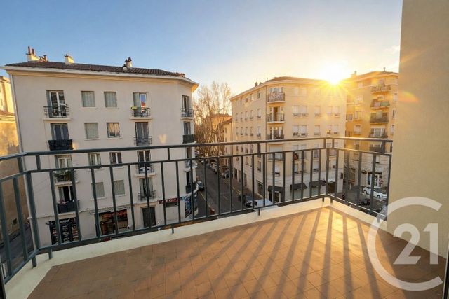 Appartement F3 &agrave; vendre - 3 pi&egrave;ces - 47,13 m2 - Toulon - 83 - PROVENCE-ALPES-COTE-D-AZUR