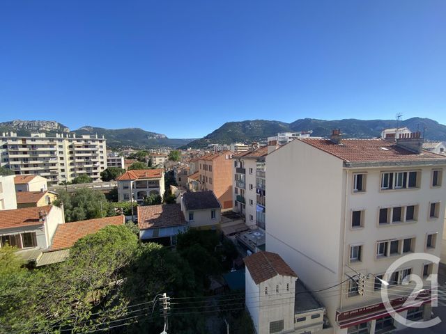 Appartement &agrave; louer - 3 pi&egrave;ces - 72 m2 - Toulon - 83 - PROVENCE-ALPES-COTE-D-AZUR