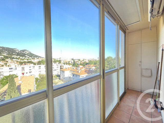Appartement F4 &agrave; vendre - 4 pi&egrave;ces - 76,02 m2 - Toulon - 83 - PROVENCE-ALPES-COTE-D-AZUR