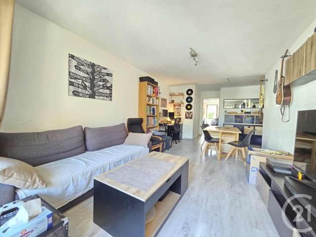 Appartement T3 &agrave; vendre - 3 pi&egrave;ces - 64,87 m2 - Toulon - 83 - PROVENCE-ALPES-COTE-D-AZUR