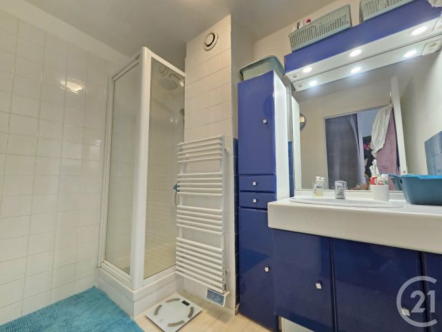 Appartement T3 &agrave; vendre - 3 pi&egrave;ces - 64,87 m2 - Toulon - 83 - PROVENCE-ALPES-COTE-D-AZUR