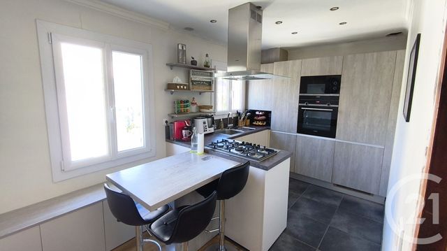 Appartement T4 &agrave; vendre - 4 pi&egrave;ces - 106,41 m2 - Toulon - 83 - PROVENCE-ALPES-COTE-D-AZUR