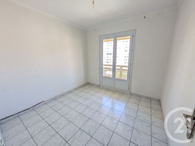 Appartement T4 &agrave; vendre - 4 pi&egrave;ces - 65,56 m2 - Toulon - 83 - PROVENCE-ALPES-COTE-D-AZUR