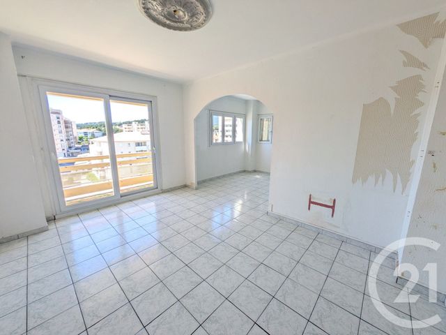 Appartement T4 &agrave; vendre - 4 pi&egrave;ces - 65,56 m2 - Toulon - 83 - PROVENCE-ALPES-COTE-D-AZUR