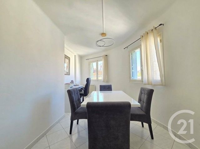 Appartement F4 &agrave; vendre - 4 pi&egrave;ces - 60 m2 - Toulon - 83 - PROVENCE-ALPES-COTE-D-AZUR