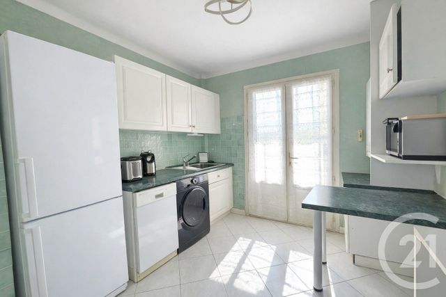 Appartement F4 &agrave; vendre - 4 pi&egrave;ces - 60 m2 - Toulon - 83 - PROVENCE-ALPES-COTE-D-AZUR