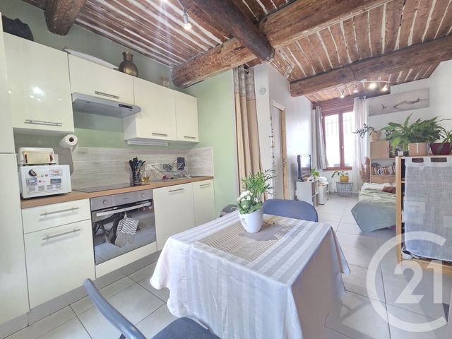 Appartement F1 &agrave; vendre - 1 pi&egrave;ce - 22,20 m2 - Toulon - 83 - PROVENCE-ALPES-COTE-D-AZUR