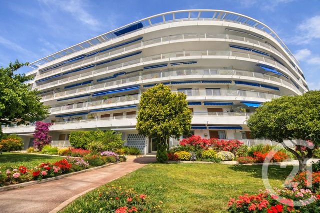 Appartement F3 &agrave; vendre - 3 pi&egrave;ces - 70 m2 - La Seyne Sur Mer - 83 - PROVENCE-ALPES-COTE-D-AZUR