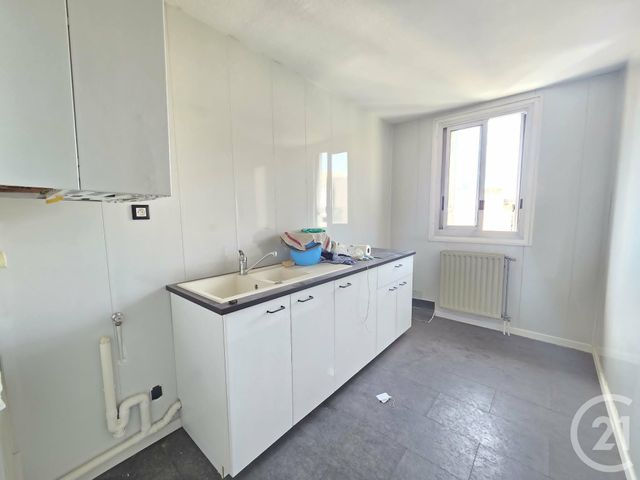 Appartement T3 &agrave; vendre - 3 pi&egrave;ces - 64,32 m2 - Toulon - 83 - PROVENCE-ALPES-COTE-D-AZUR