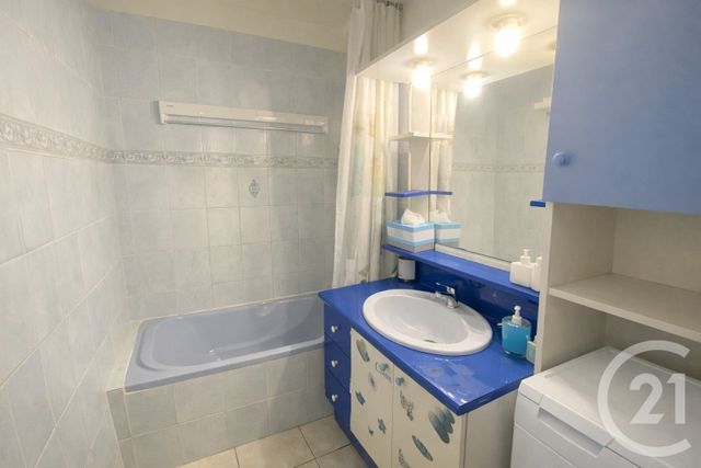 Appartement F3 &agrave; vendre - 3 pi&egrave;ces - 64 m2 - Toulon - 83 - PROVENCE-ALPES-COTE-D-AZUR