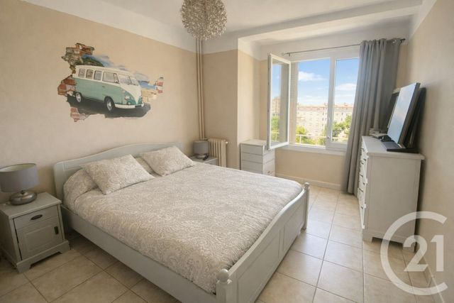 Appartement F3 &agrave; vendre - 3 pi&egrave;ces - 64 m2 - Toulon - 83 - PROVENCE-ALPES-COTE-D-AZUR