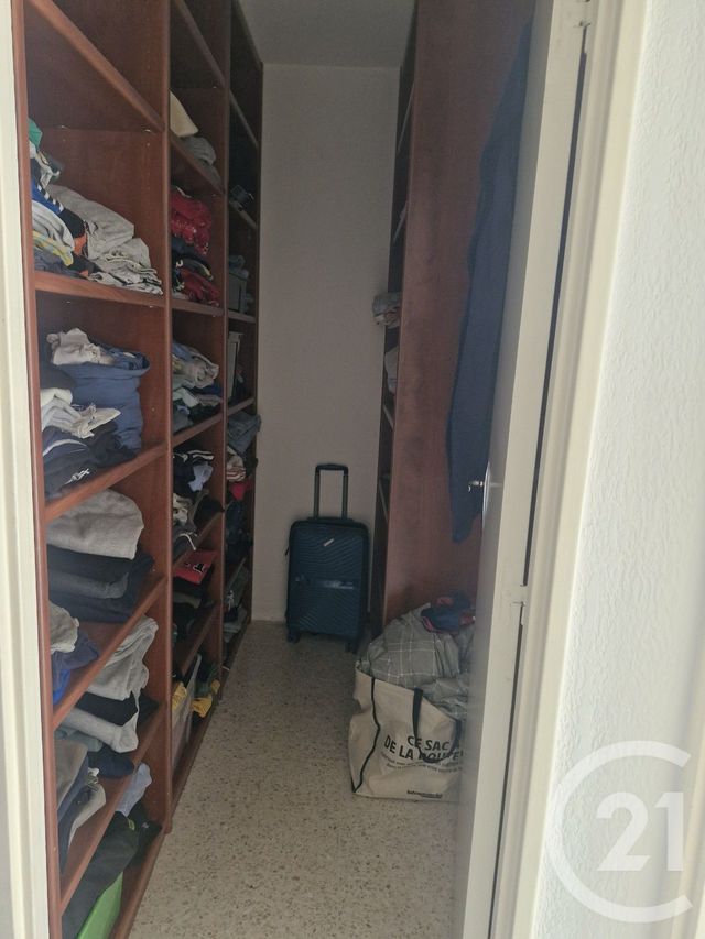 Appartement F5 &agrave; louer - 5 pi&egrave;ces - 101,60 m2 - Toulon - 83 - PROVENCE-ALPES-COTE-D-AZUR