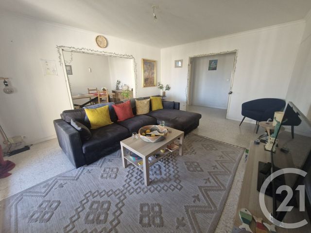 Appartement F5 &agrave; louer - 5 pi&egrave;ces - 101,60 m2 - Toulon - 83 - PROVENCE-ALPES-COTE-D-AZUR