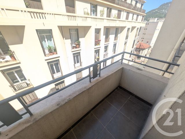 Appartement T4 &agrave; vendre - 4 pi&egrave;ces - 73,25 m2 - Toulon - 83 - PROVENCE-ALPES-COTE-D-AZUR