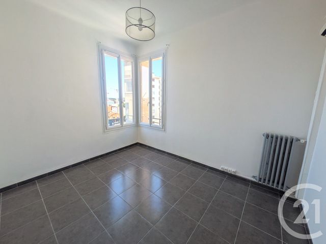 Appartement T4 &agrave; vendre - 4 pi&egrave;ces - 73,25 m2 - Toulon - 83 - PROVENCE-ALPES-COTE-D-AZUR