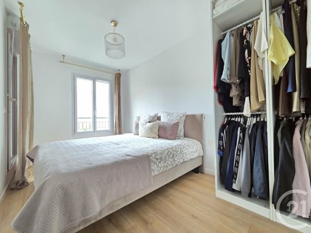 Appartement F3 &agrave; vendre - 3 pi&egrave;ces - 54,95 m2 - La Seyne Sur Mer - 83 - PROVENCE-ALPES-COTE-D-AZUR