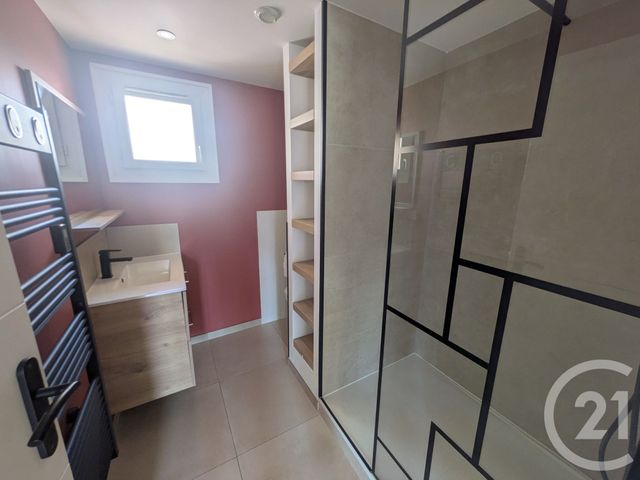 Appartement T4 &agrave; vendre - 4 pi&egrave;ces - 63,20 m2 - Toulon - 83 - PROVENCE-ALPES-COTE-D-AZUR