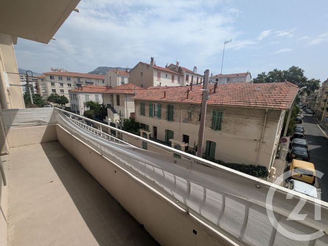 Appartement T4 &agrave; vendre - 4 pi&egrave;ces - 63,20 m2 - Toulon - 83 - PROVENCE-ALPES-COTE-D-AZUR