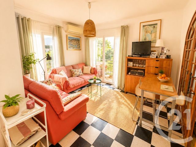 Appartement F3 &agrave; vendre - 3 pi&egrave;ces - 57 m2 - Sanary Sur Mer - 83 - PROVENCE-ALPES-COTE-D-AZUR