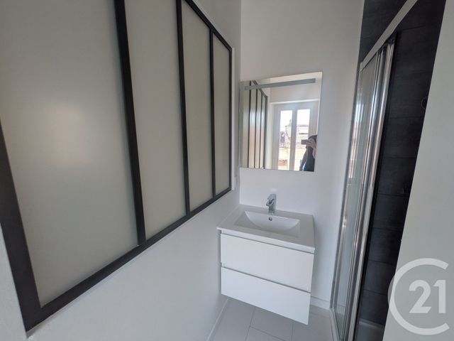Appartement Studio &agrave; vendre - 1 pi&egrave;ce - 21,80 m2 - Toulon - 83 - PROVENCE-ALPES-COTE-D-AZUR