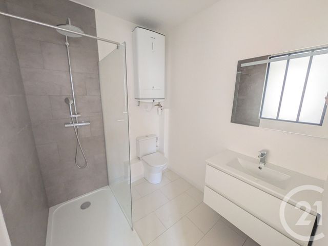 Appartement Studio &agrave; vendre - 1 pi&egrave;ce - 27,32 m2 - Toulon - 83 - PROVENCE-ALPES-COTE-D-AZUR
