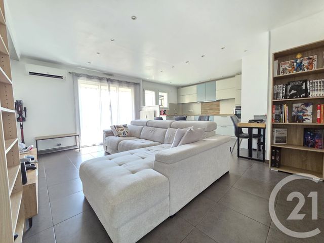 Appartement F4 &agrave; vendre - 4 pi&egrave;ces - 77,60 m2 - Toulon - 83 - PROVENCE-ALPES-COTE-D-AZUR