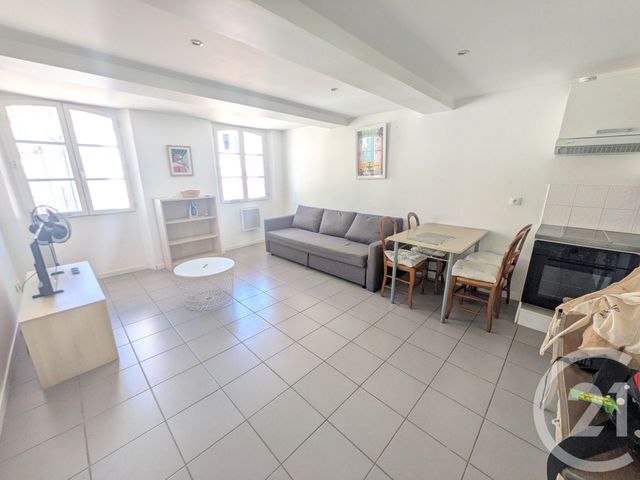 Appartement T2 &agrave; vendre - 2 pi&egrave;ces - 32 m2 - Toulon - 83 - PROVENCE-ALPES-COTE-D-AZUR